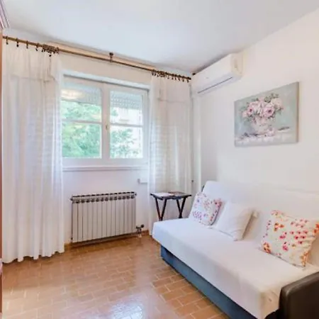 Gordana St - One Bedroom 公寓
